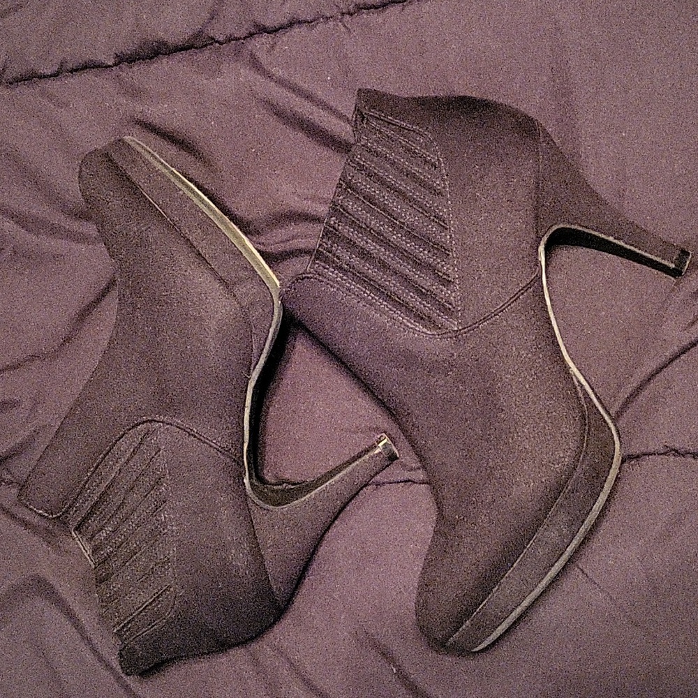 Winter heels - Picture 3 of 3